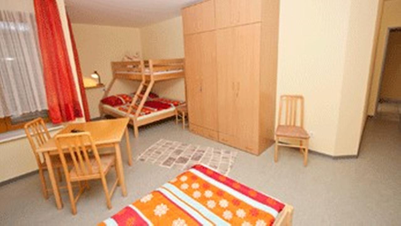 Rhoen Panorama Hostel Poppenhausen Exterior photo